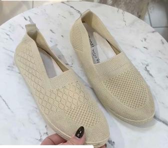 Женские мокасины