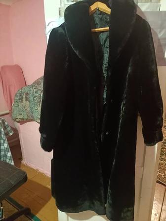 Продам шубу теплая качественная