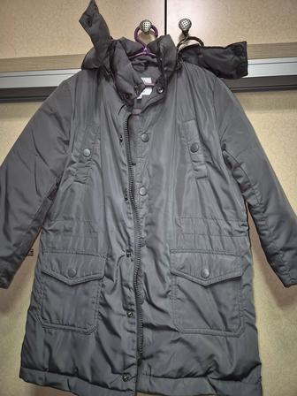 Продам куртки детские.