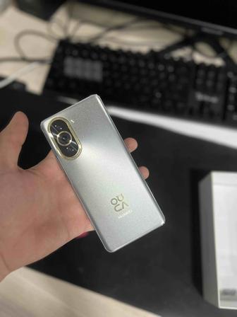 Продам телефон Huawei nova 10 pro