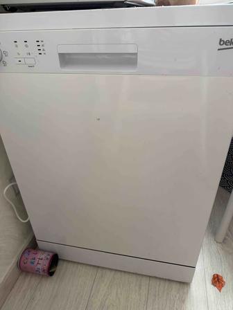 Посудомойка почти новая