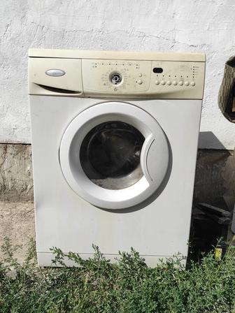 Стиральная машина Whirlpool