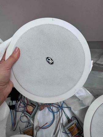 Колонки для фоновой музыки