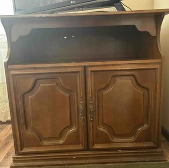 Шкаф и тумбы