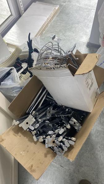 Торговые штыри для экономпанели