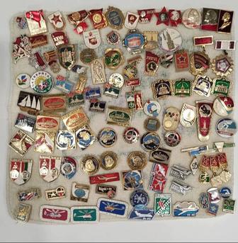 Принимаю значки и медальоны разные