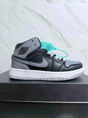 Кроссовки Jordan