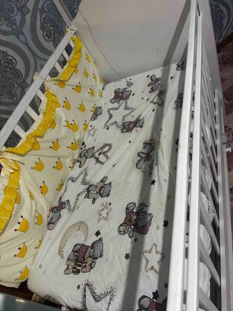 Продам детскую кроватку