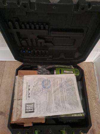 Продам шуруповерт