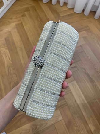 Клатч с бусинками