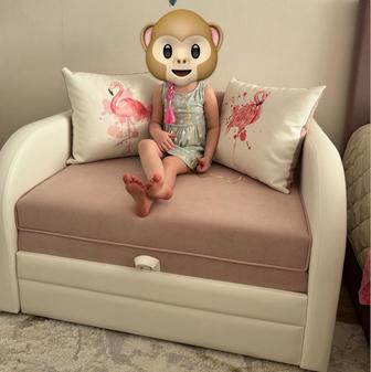 Детская кровать / диван-кровать