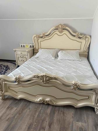 Продам спальный гарнитур