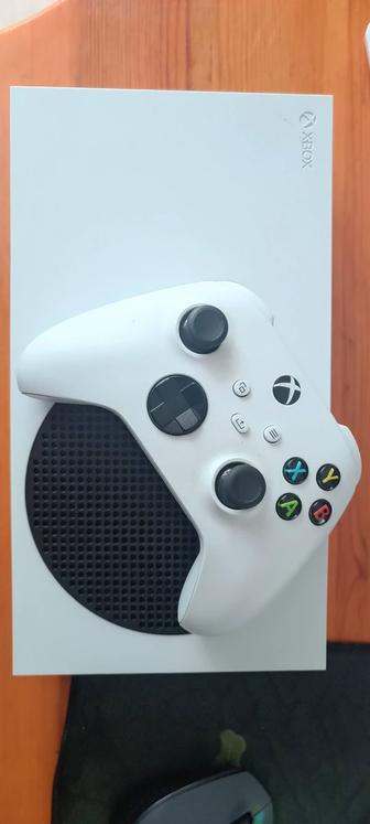 Xbox Series S (512 гб) Полный комплект, FC 26, 2 геймпада