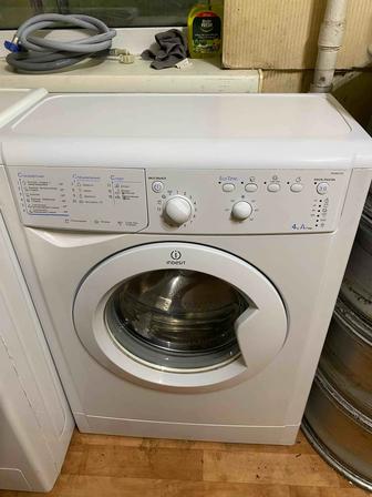 Стиральная машина INDESIT