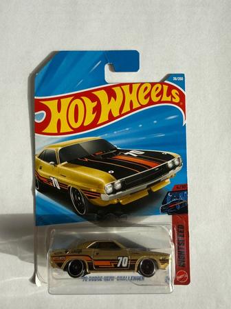 Hot Wheels Dodge Challenger 70 Hemi