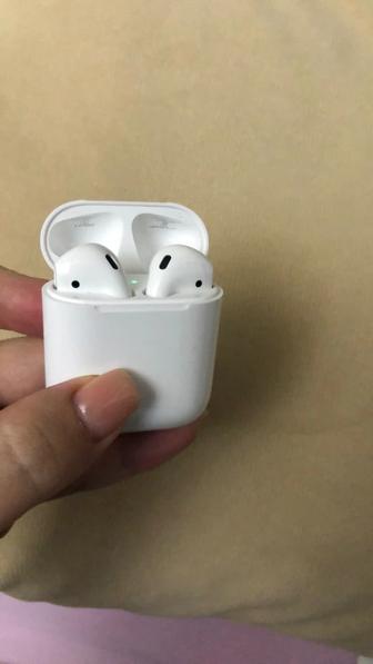 Наушник Air pods