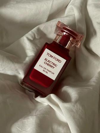 Парфюм TOM FORD Electric Cherry оригинал