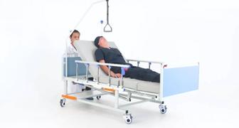 Продам 
Медицинскую кровать кардио с санитарным оснащением