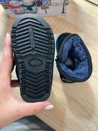 Продам детские угги натуралка