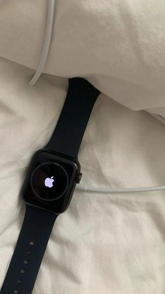 Продаю часы Apple Watch