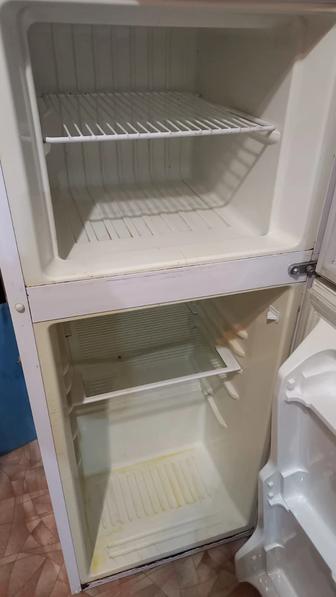 Продам холодильник б/у