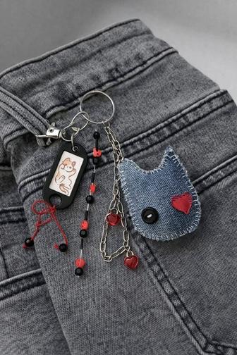 Брелок ручной работы