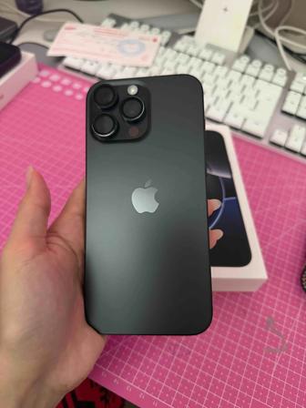 iPhone 16 Pro Max 256 - Black Gray