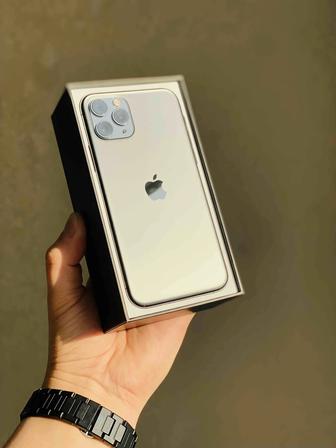 IPhone 11 Pro телефон айфон iPhone