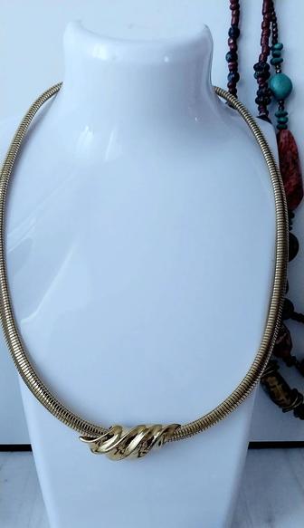Винтажное ожерелье Trifari из Америки, Европы маркированное.