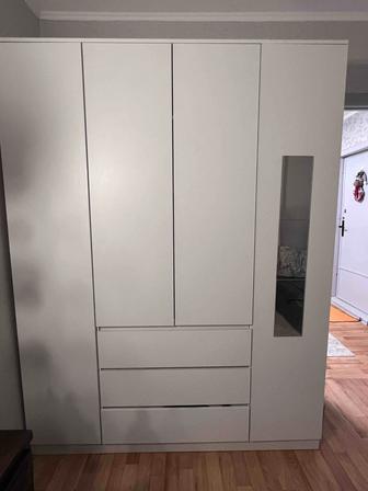 Продам шкаф