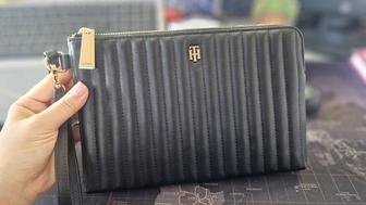 Сумка / клатч Tommy Hilfiger