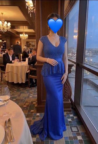 Вечерние платья