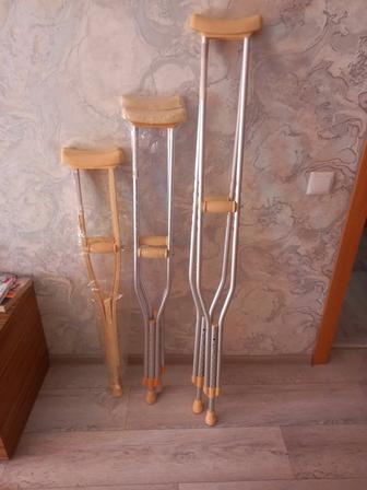 Костыли подмышечные
