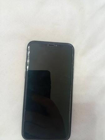 Продам айфон 11 про