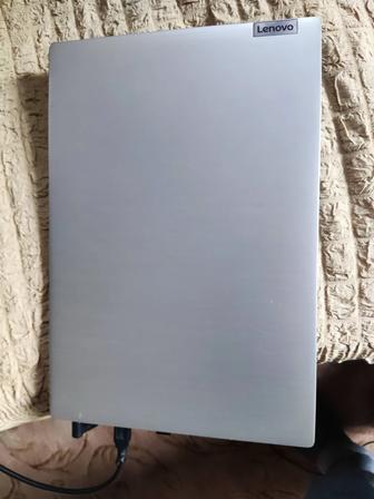 Ноутбук Lenovo IdeaPad 3 i5 10поколения