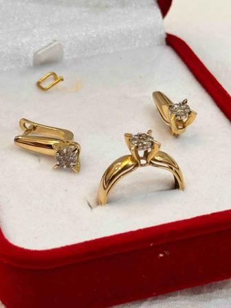 Комплект золото с бриллиантом