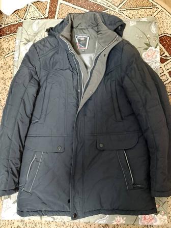 Продам мужскую зимнюю куртку за 15000тг.