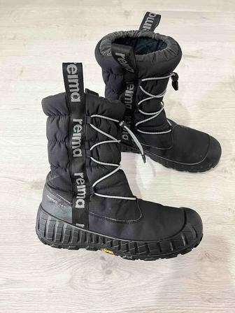 Детские ботинки