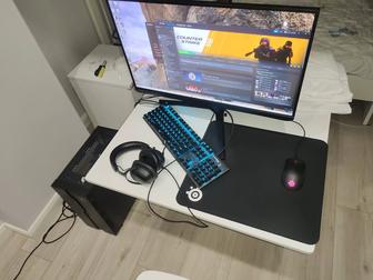 Игровой компьютер пк с монитором и креслом