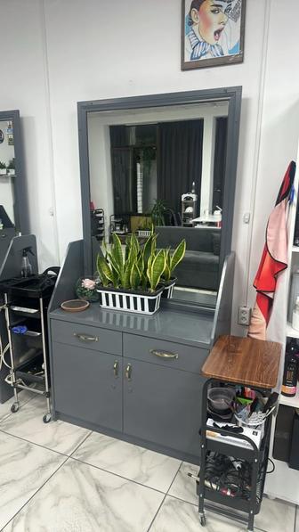 сдается место для мастера по волосам