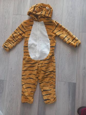 Продажа новых карнавальных костюмов для детей 5-9 лет