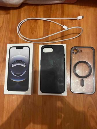 Продаю IPhone 16e 128gb black