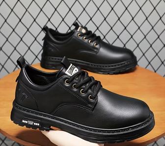 Мужские ботинки