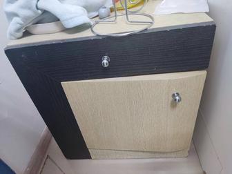 Продам тумбочку