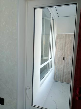 Продам дверь и окно пластиковое