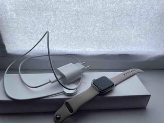 Apple watch series 8 41mm Aluminum gold