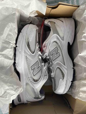 Продам кроссовки new balance 530 silver