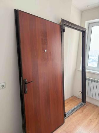 Входная дверь