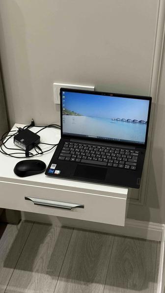 Ноутбук Lenovo