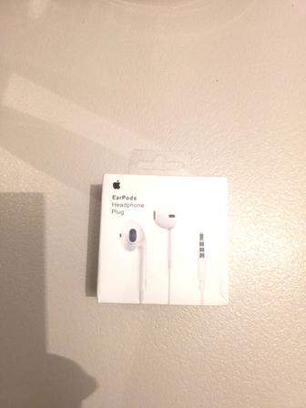 Наушники новые EarPods